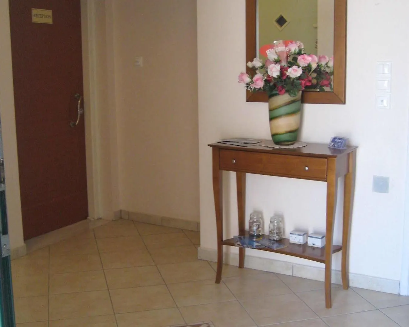 Hotel Gianno'S Apartments Agia Efimia